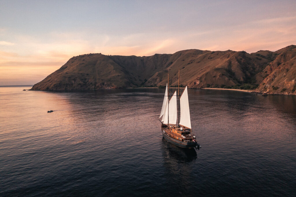 Discover untouched islands aboard Vela